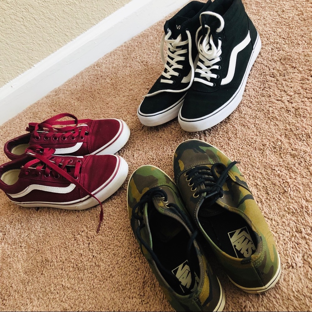3 pairs of VANS! Excellent condition